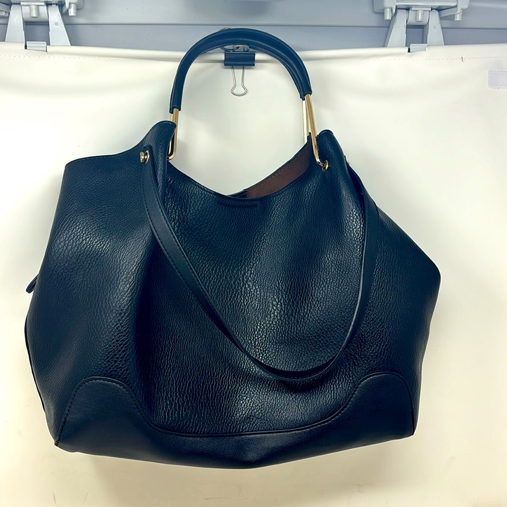 Sondra Robert’s Squared black pebbled leather shoulder bag with pouch